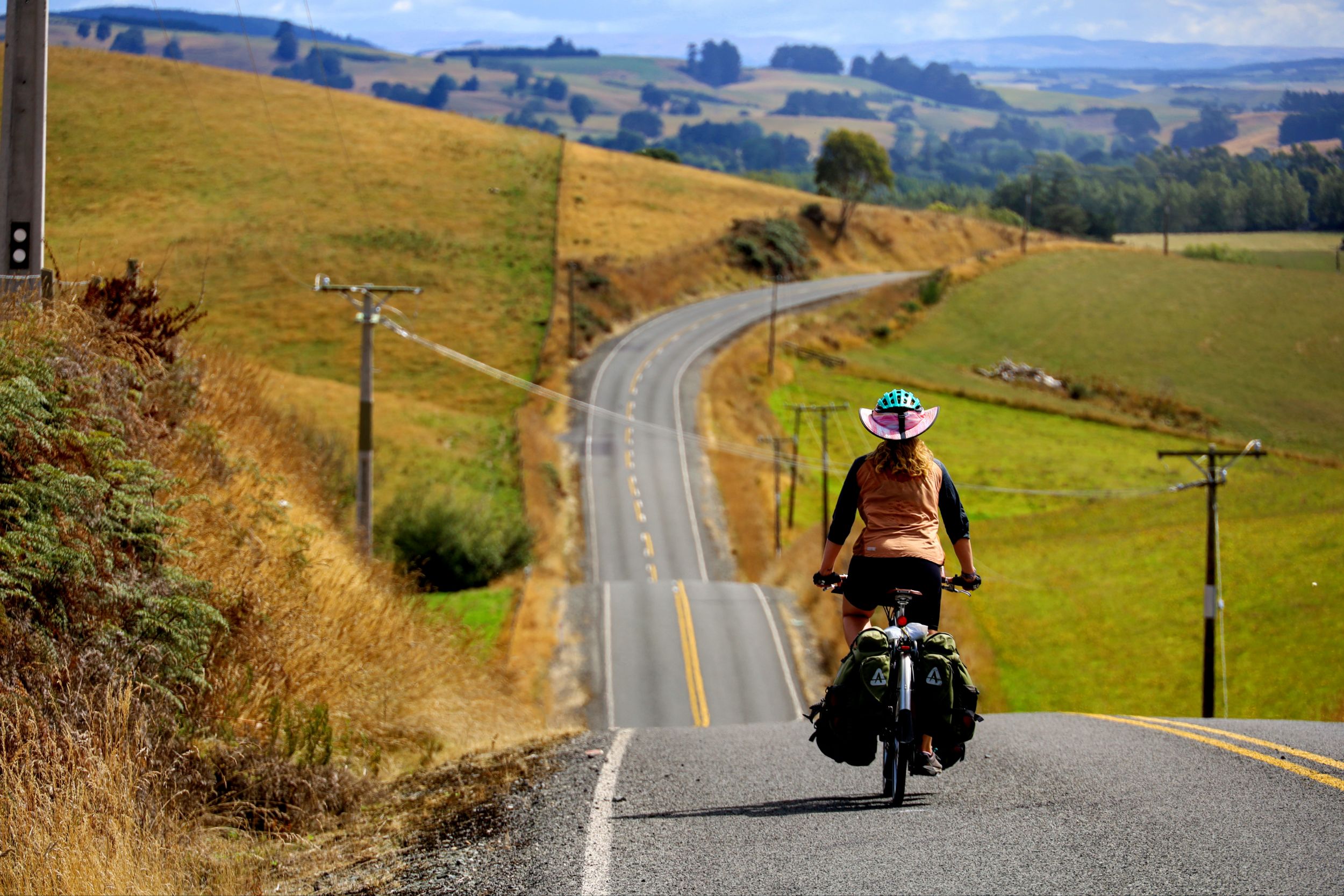 Kaka Point, NZ to Waihola, NZ