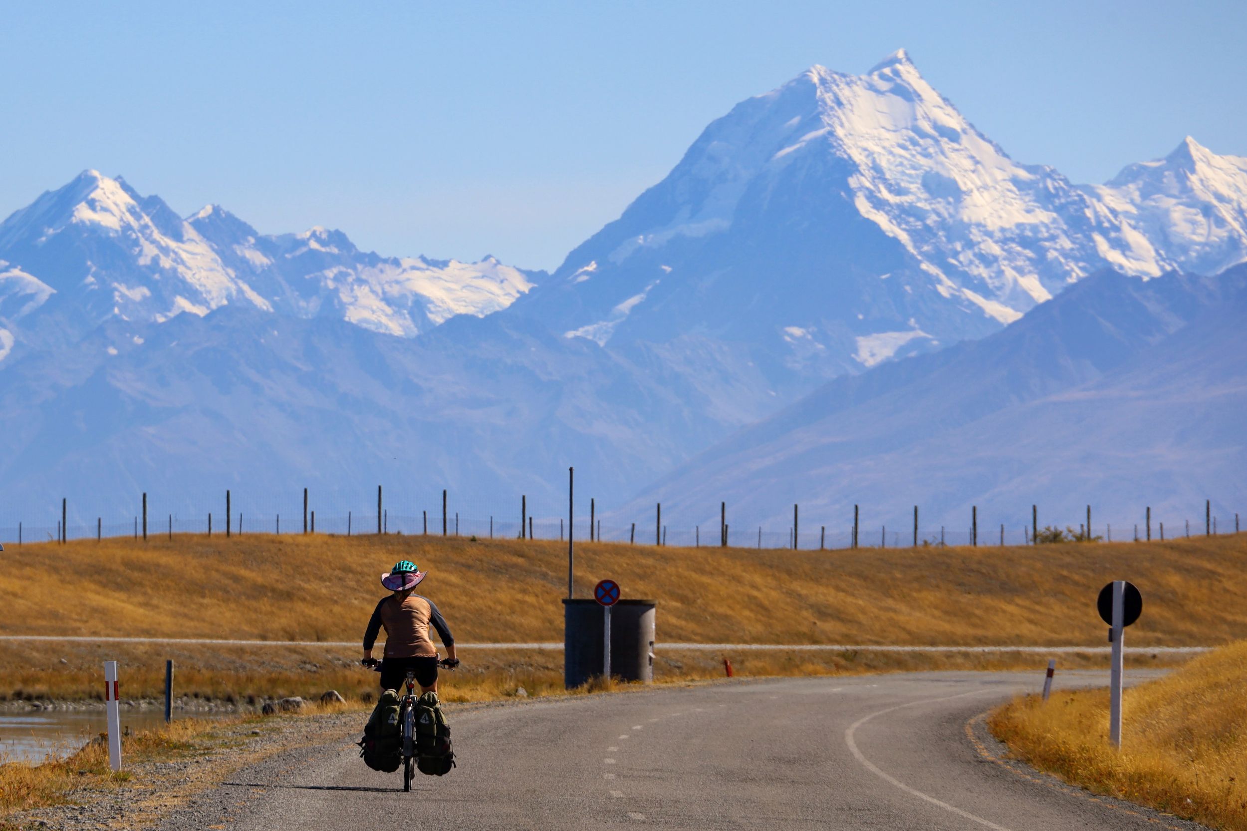 Twizel, NZ to Lake Tekapo, NZ