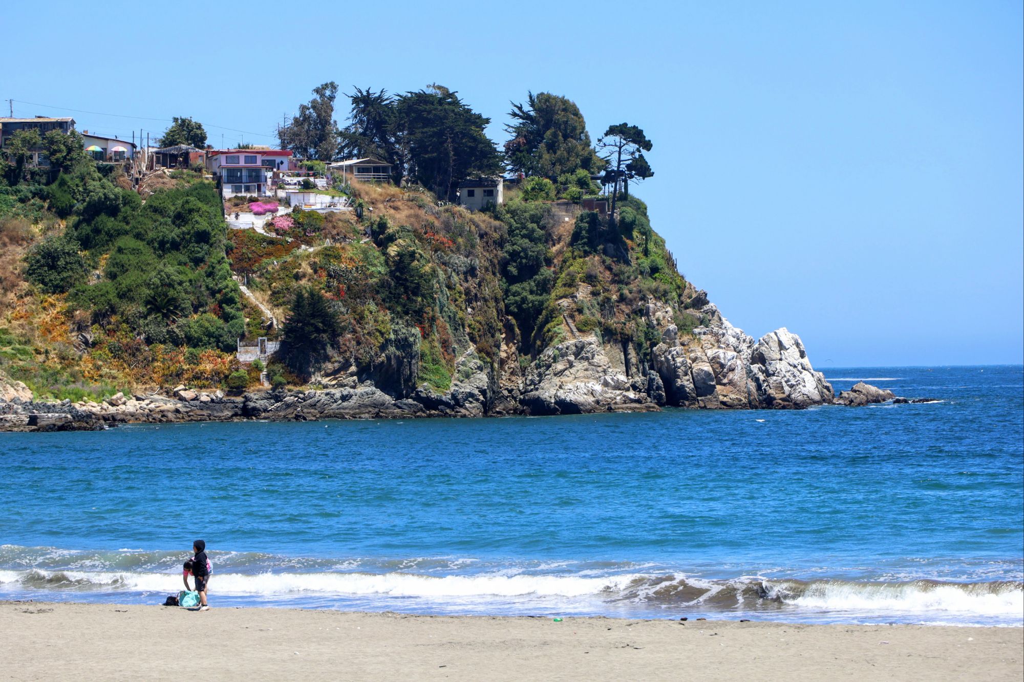 Casablanca, CL to Santo Domingo, CL