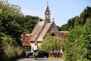 Southampton, UK to Winterbourne Stoke, UK