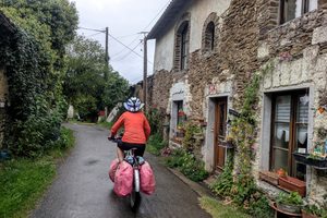Montjean-sur-Loire, FR to Nantes, FR